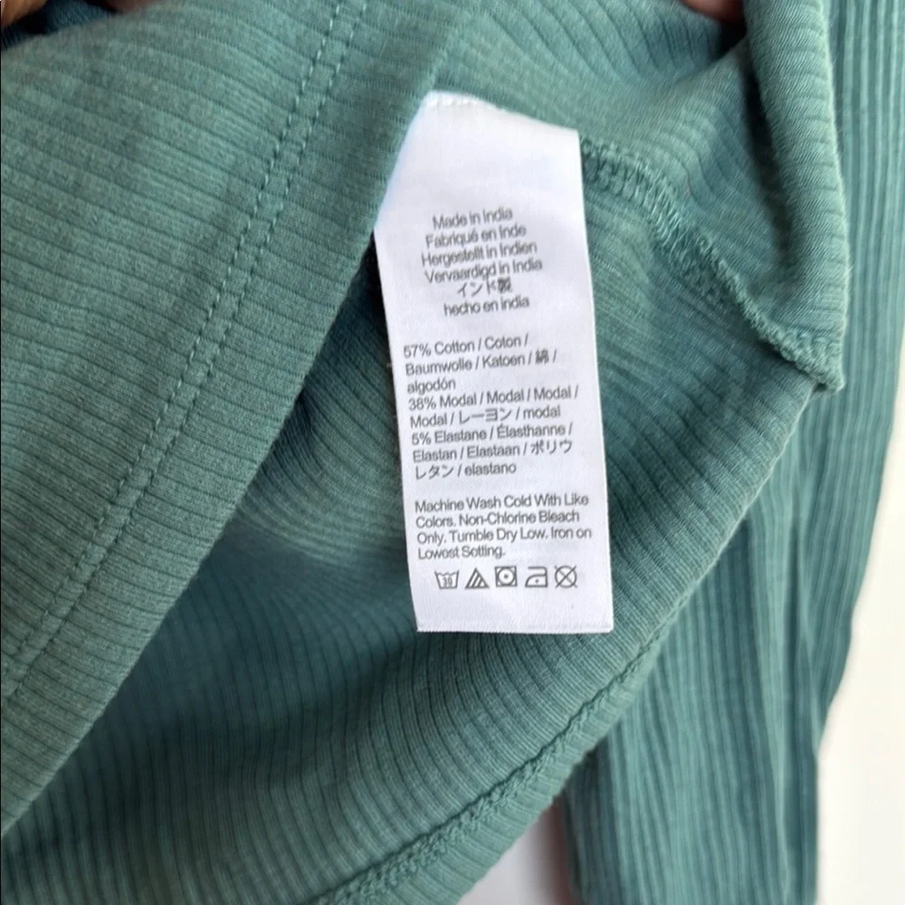 J. Crew Green Fitted Long Sleeve T-Shirt